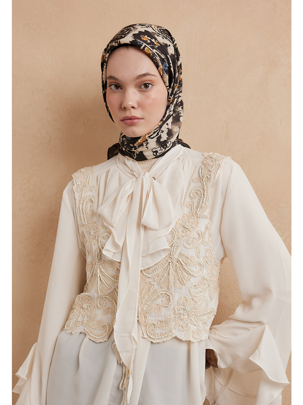 Kahverengi Floral Paısley Desen Pamuk İpek Eşarp Koyu Kahve-1
