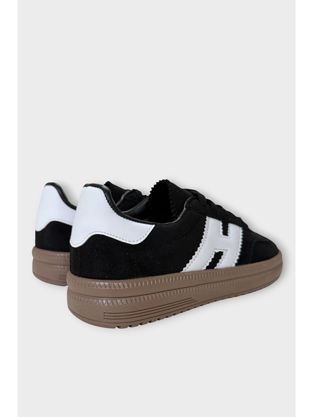 Süet Bağcıklı Sneaker Kadın Spor Ayakkabı Siyah-4