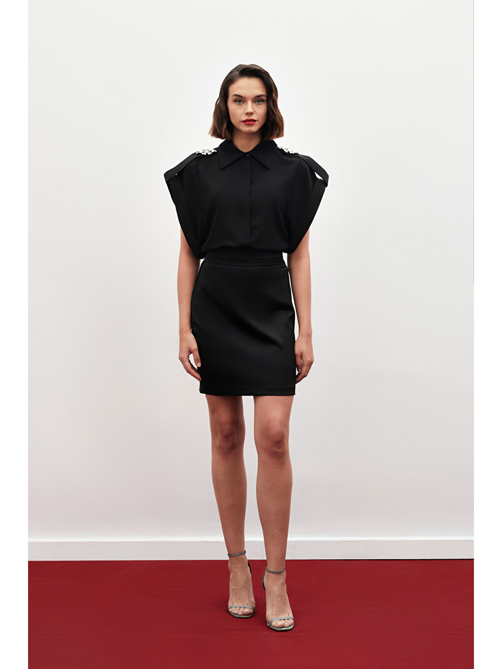 Omuz Aksesuarlı Kısa Kol Gömlek - Siyah-6