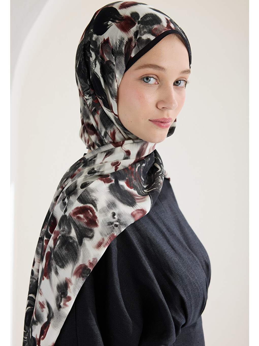 Dark Rose Floş Viskon Şal Siyah-1
