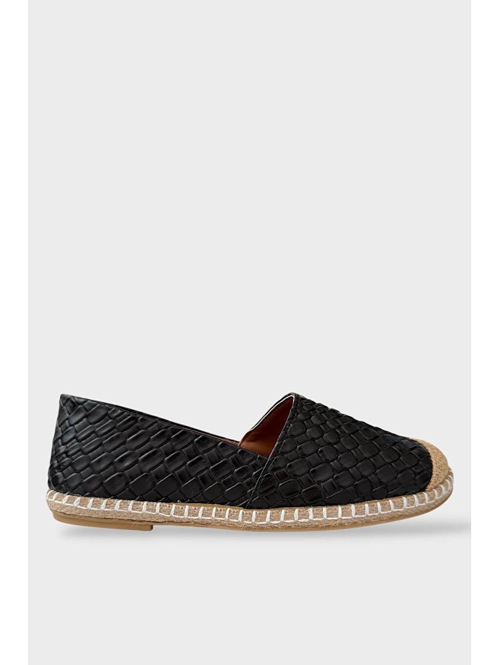 Kadın Espadril Desenli Babet Ayakkabı Siyah