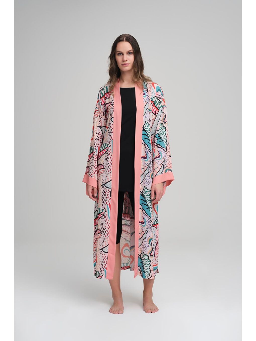 Pembe Renkli Yaprak Desenli Pudra Uzun Kimono 4046-2