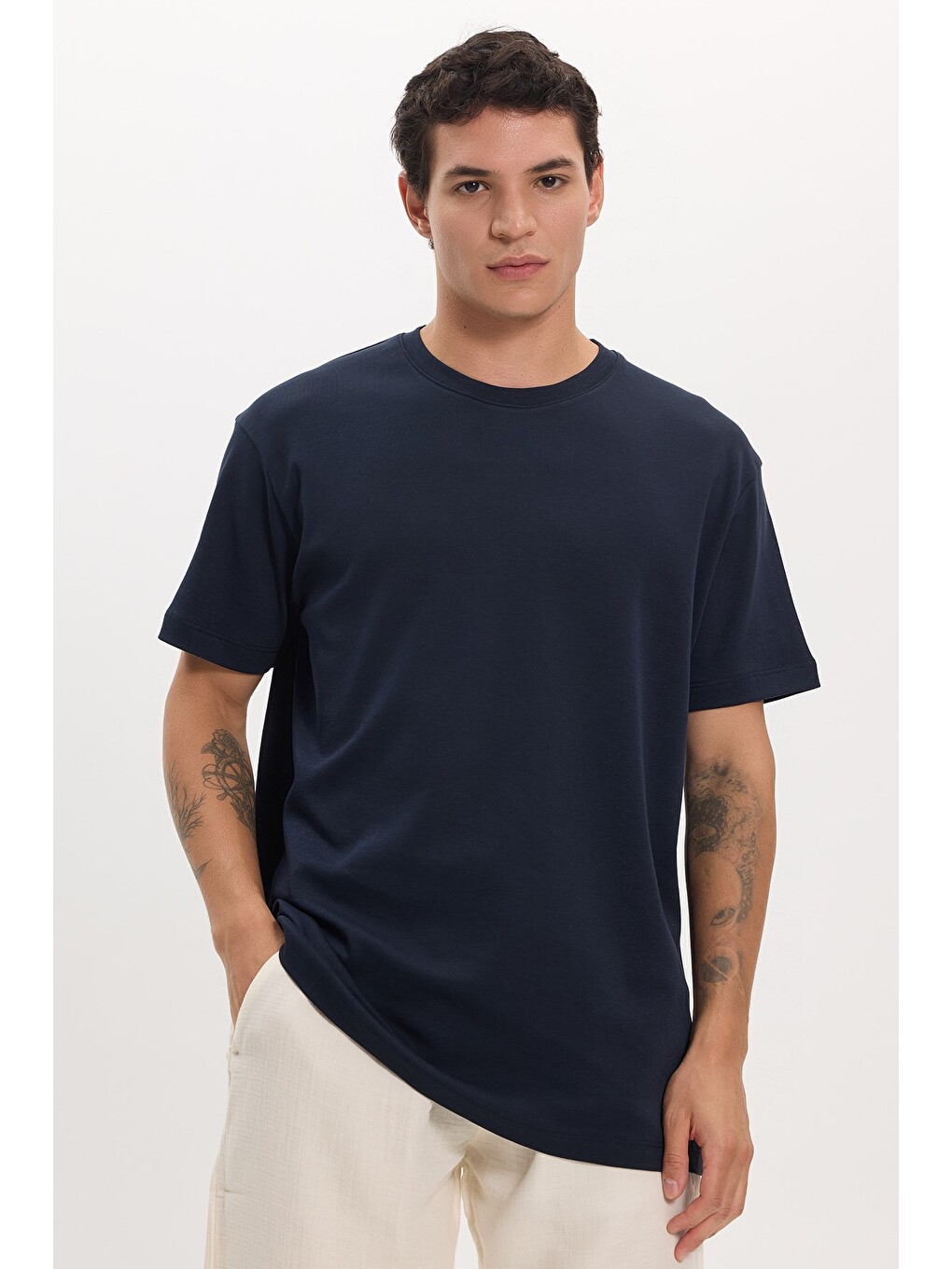 Unisex Relax Fit Rahat Kesim %100 Pamuk Yumuşak Dokulu Basic Bisiklet Yaka Lacivert Tişört