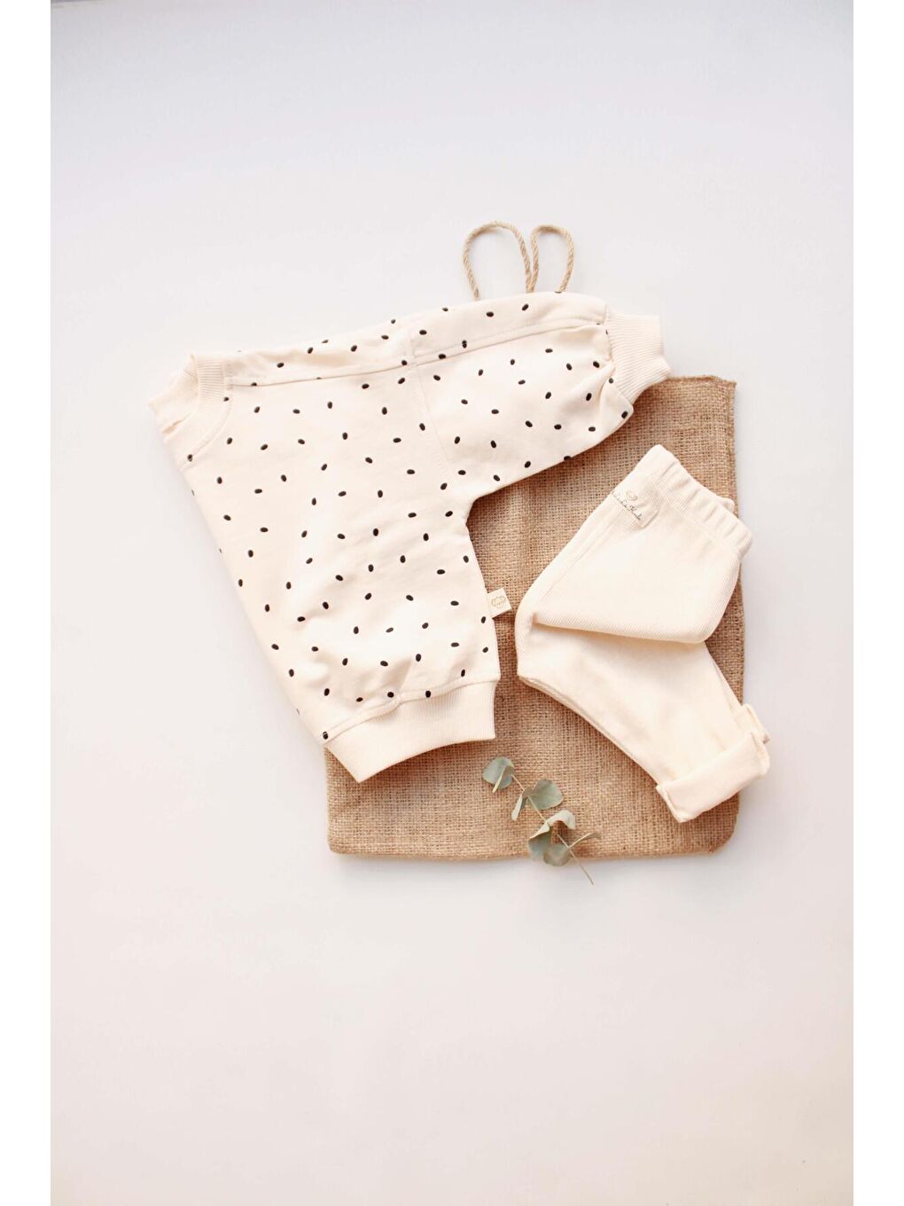 Ekru Siyah Puantiyeli Bebek Alt Üst Takım-4