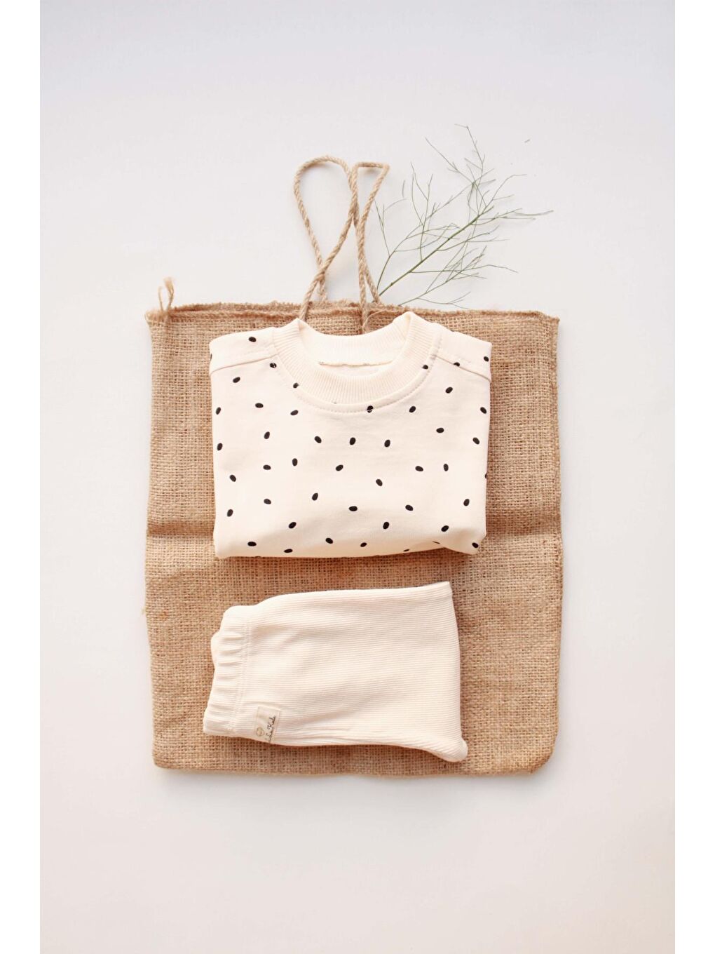 Ekru Siyah Puantiyeli Bebek Alt Üst Takım-8