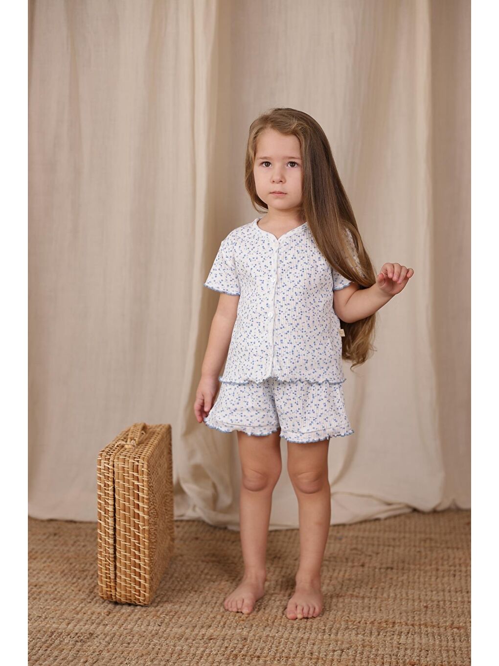 Bej Mavi Çiçek Baskı Kız Şort Takım-1