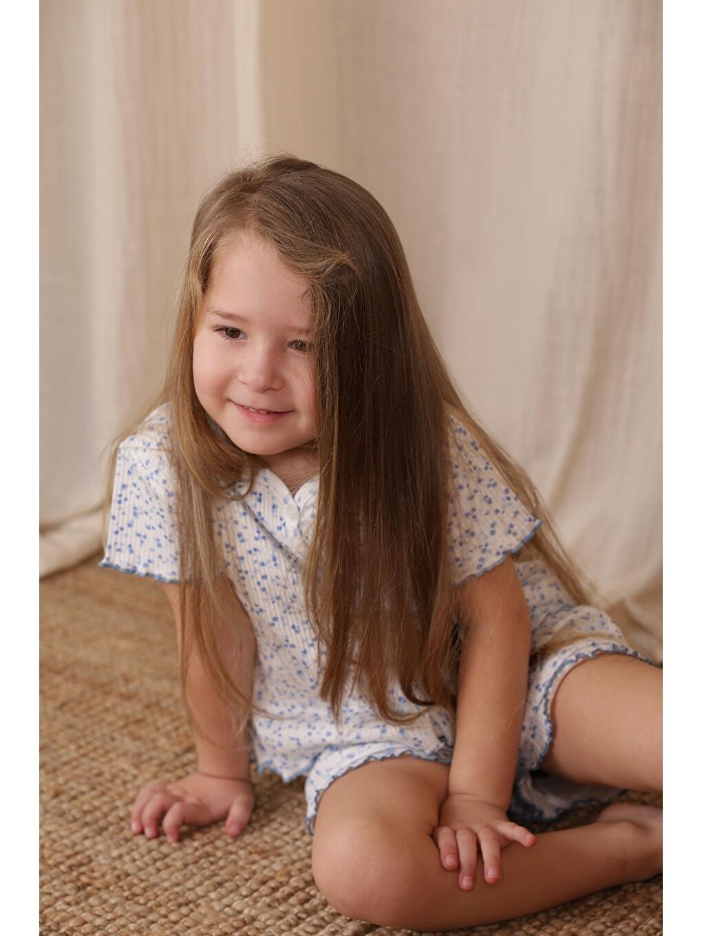 Bej Mavi Çiçek Baskı Kız Şort Takım-3