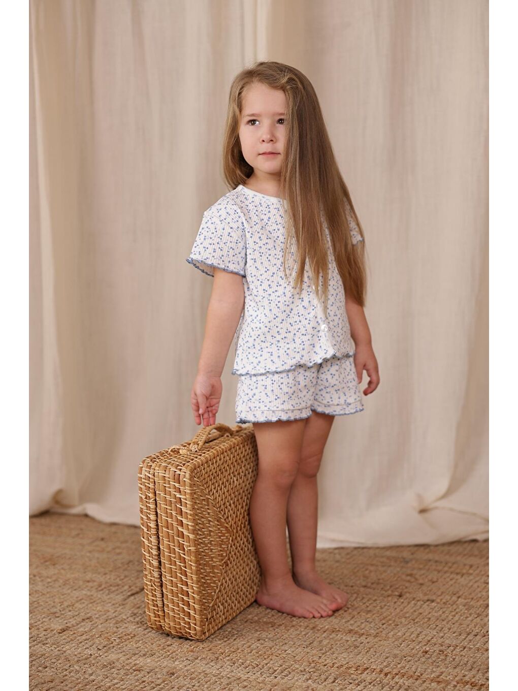 Bej Mavi Çiçek Baskı Kız Şort Takım-5