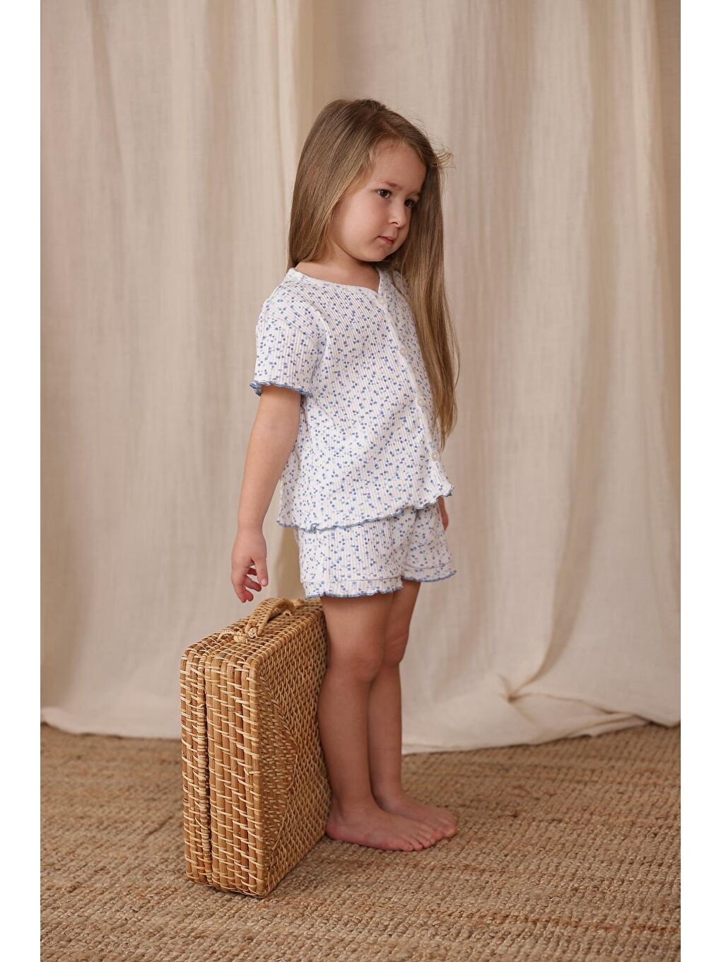 Bej Mavi Çiçek Baskı Kız Şort Takım-6