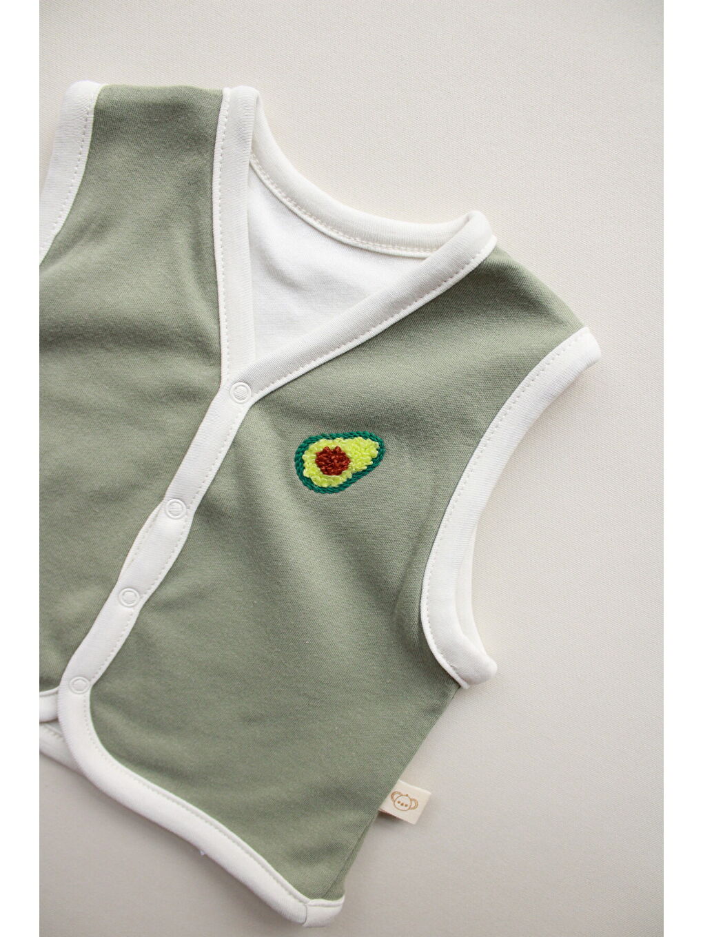 Haki Avokado Nakışlı Çift Taraflı Yelek-4