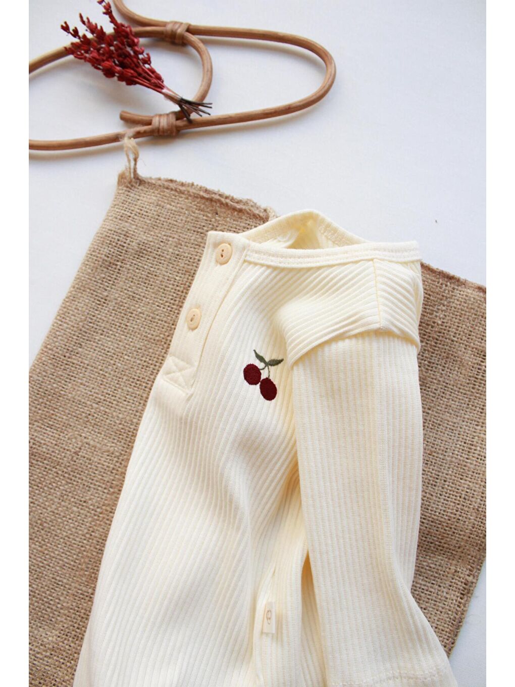 Ekru Kiraz Nakışlı Mona Serisi Uzun Kollu Body Tayt Set-7