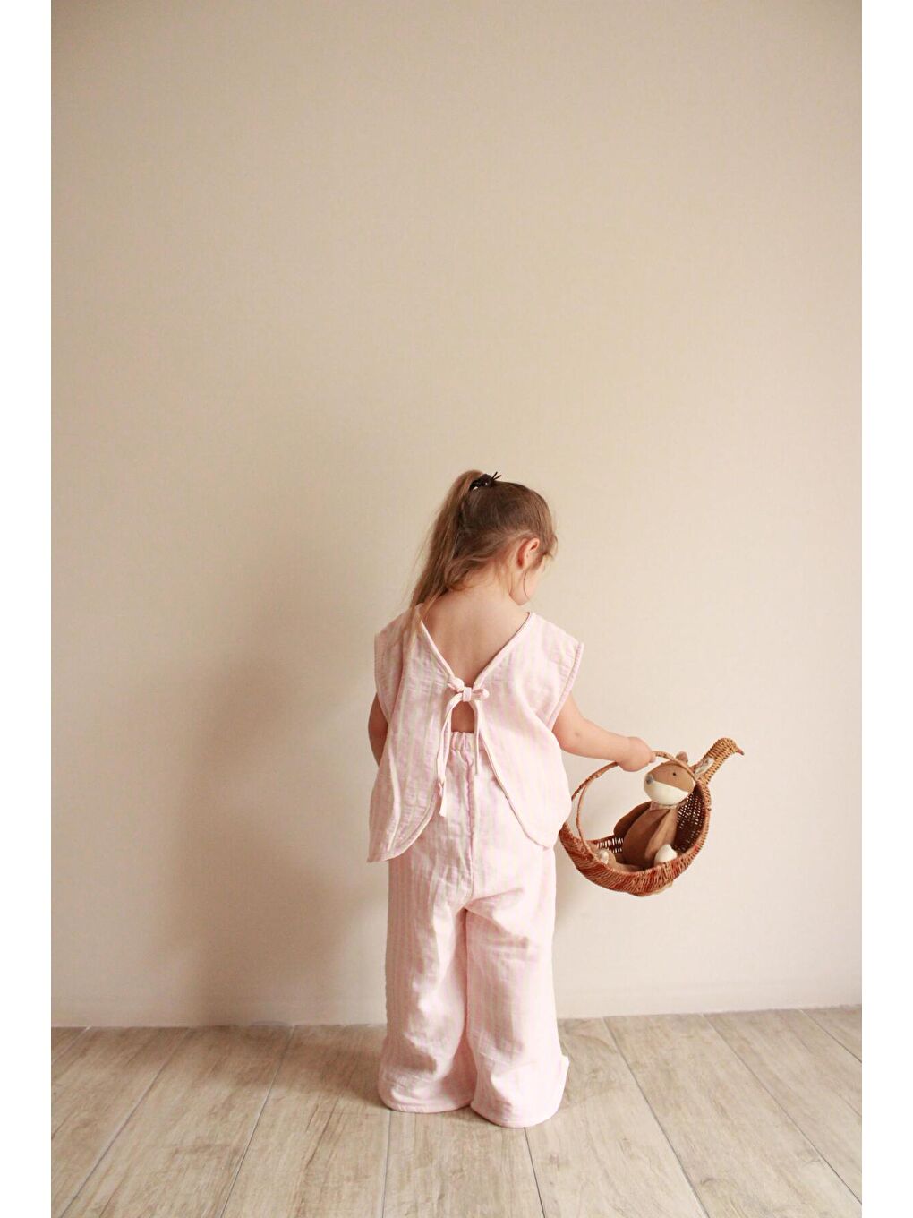 Pembe Çizgili Sırt Detaylı Müslin Takım-2