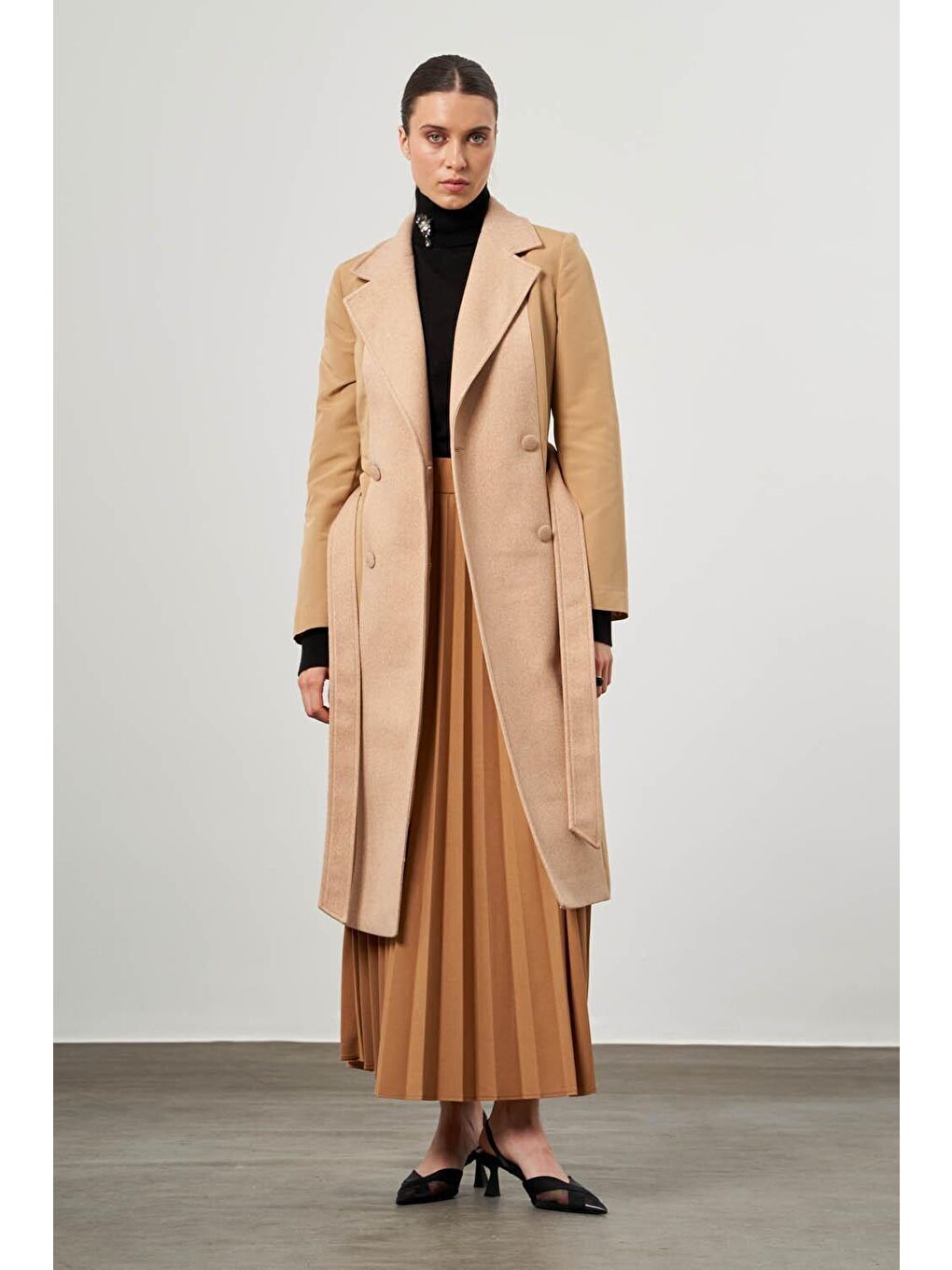 Bej Kaşe Bloklu Camel Trençkot