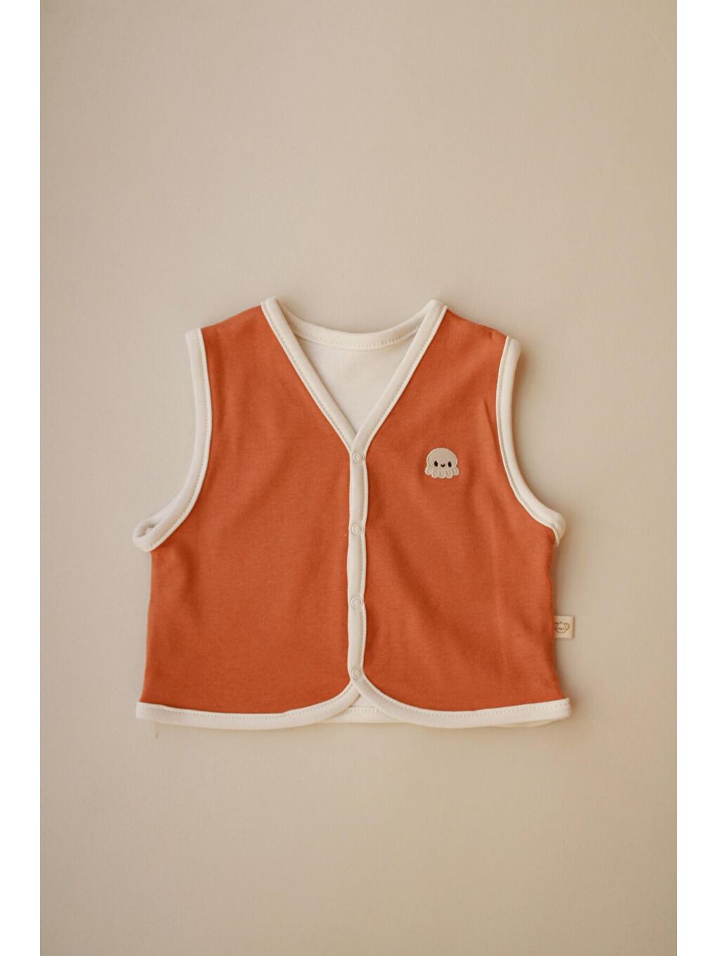 Kahverengi Ahtapot Nakışlı Çift Taraflı Yelek-1