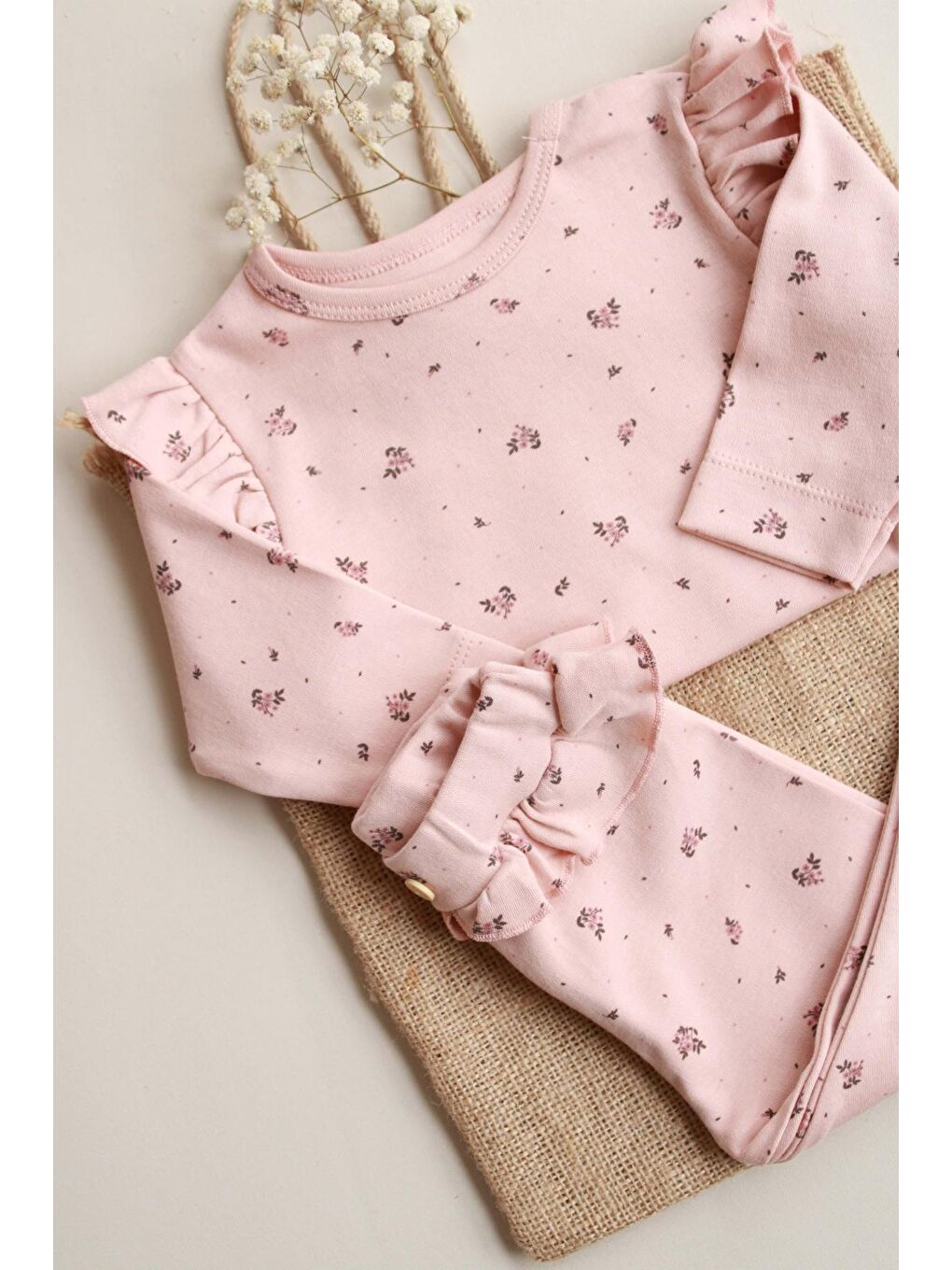 Bej Gül Baskılı Fırfırlı Body Tayt Takım-4