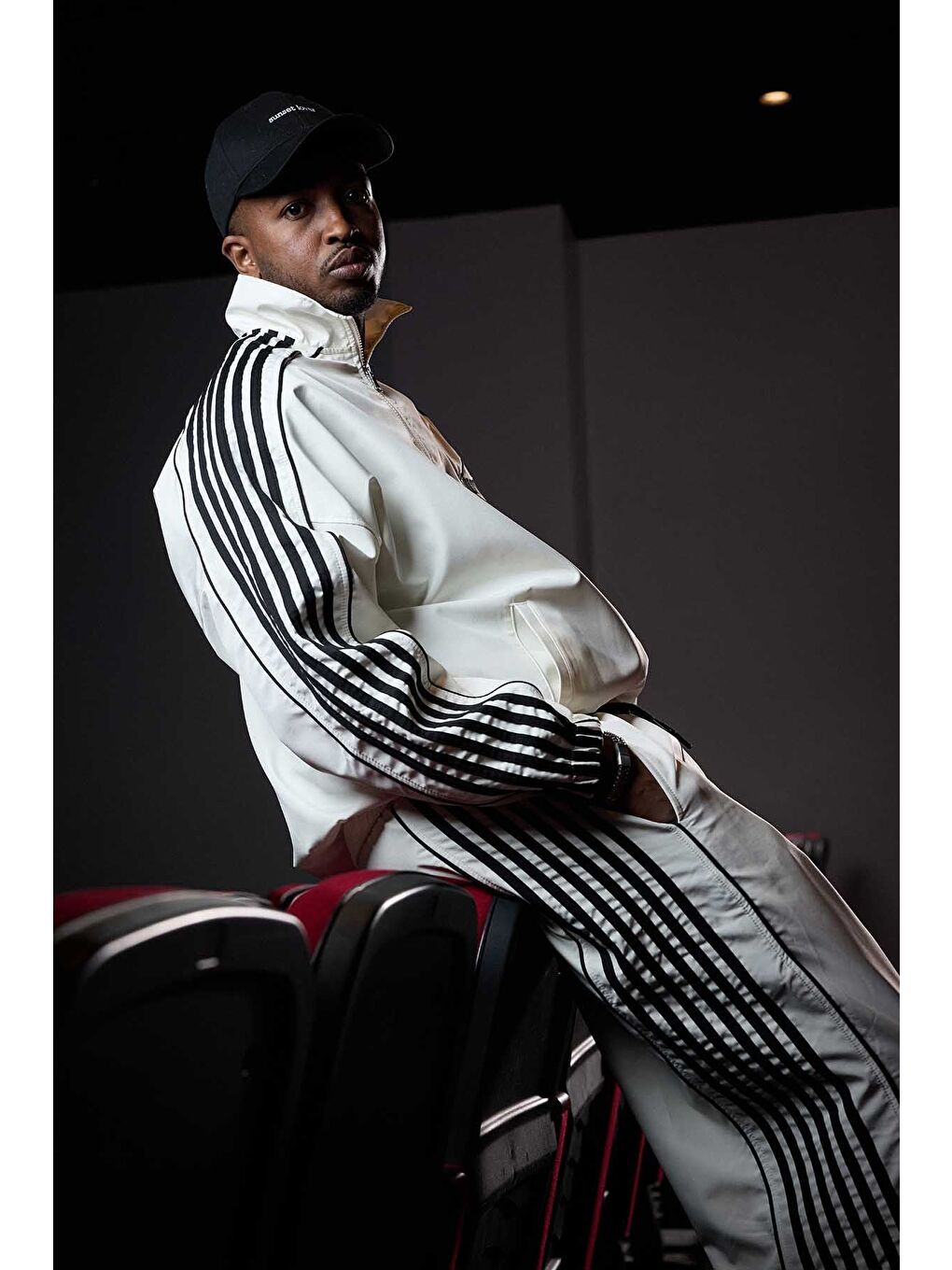 Erkek Relaxed Fit Şeritli Spor Eşofman Takımı Ekru-5