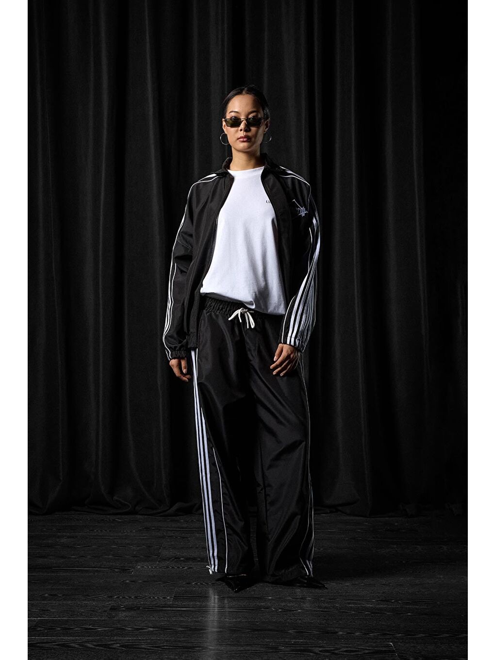 Erkek Relaxed Fit Şeritli Spor Eşofman Takımı Siyah-2