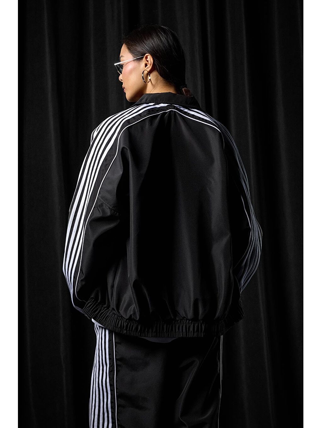 Erkek Relaxed Fit Şeritli Spor Eşofman Takımı Siyah-6