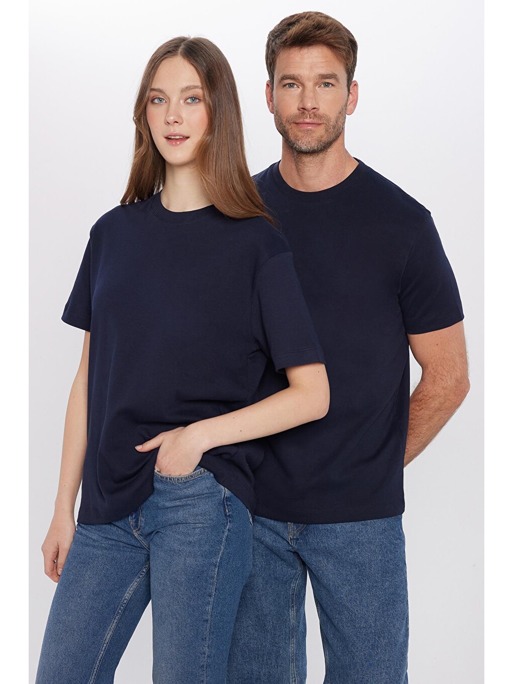Unisex Relax Fit Rahat Kesim %100 Pamuk Yumuşak Dokulu Basic Bisiklet Yaka Lacivert Tişört-2