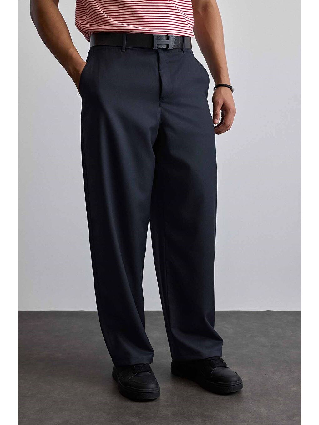 Erkek Smart Casual Bol Paça Relaxed Fit Pantolon Lacivert-3