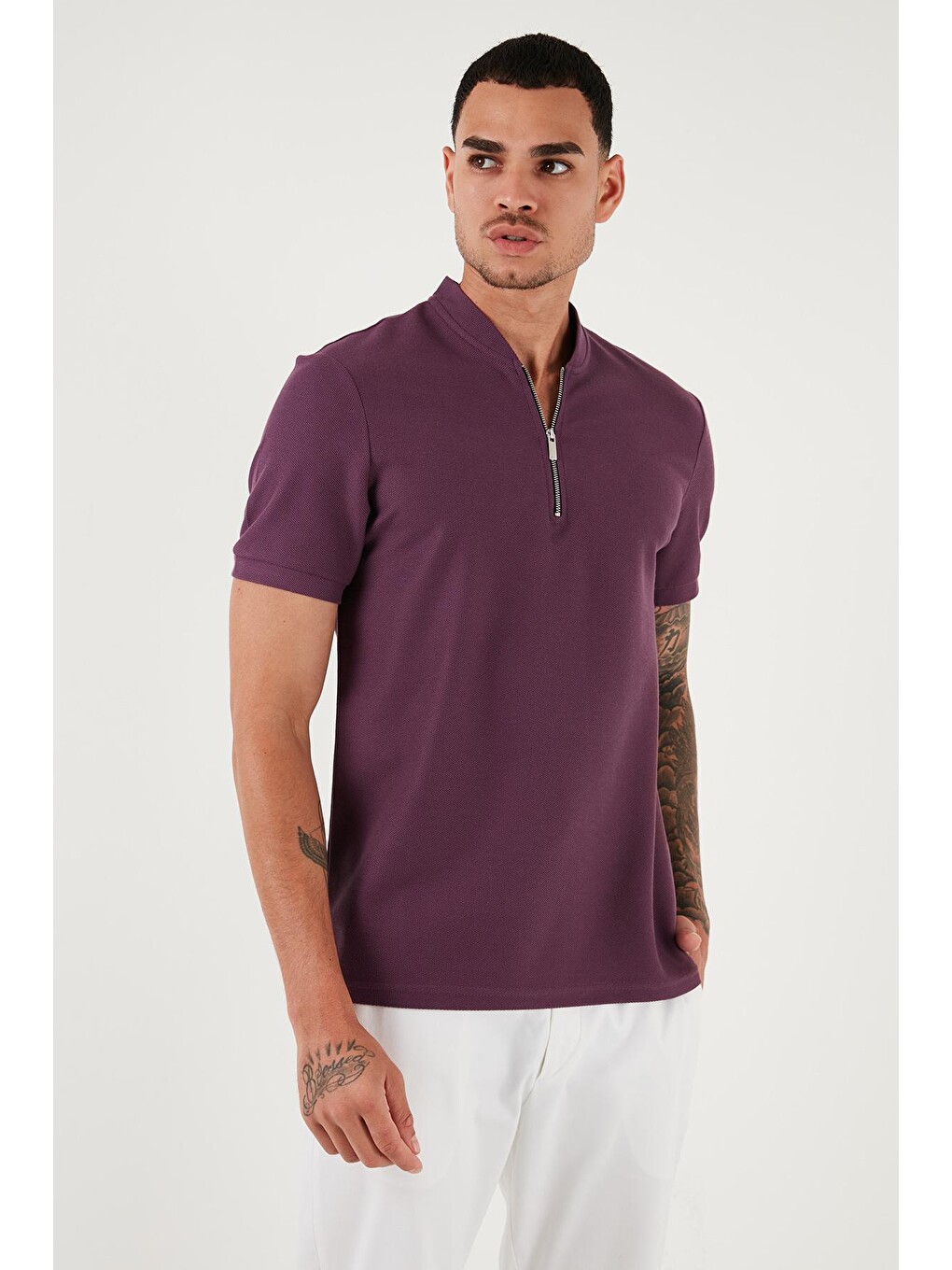 Mürdüm Pamuklu Regular Fit Yarım Fermuarlı Erkek Tişört 5902653-4