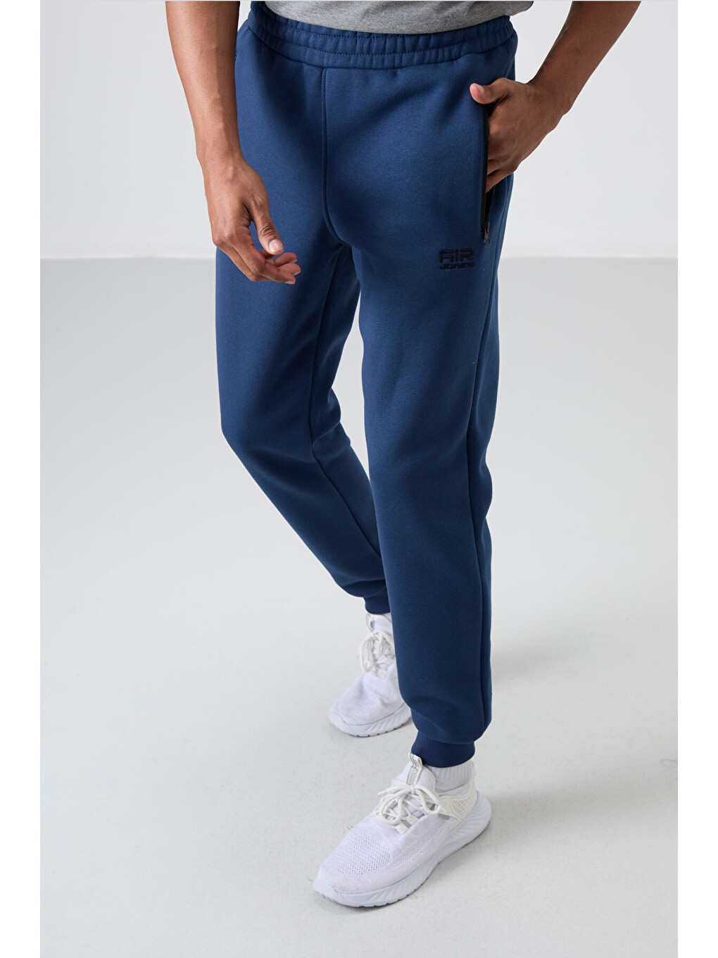 Cesar İndigo Fermuar Cepli Şardonlu Jogger Erkek Jogger Eşofman Altı - 84929-2