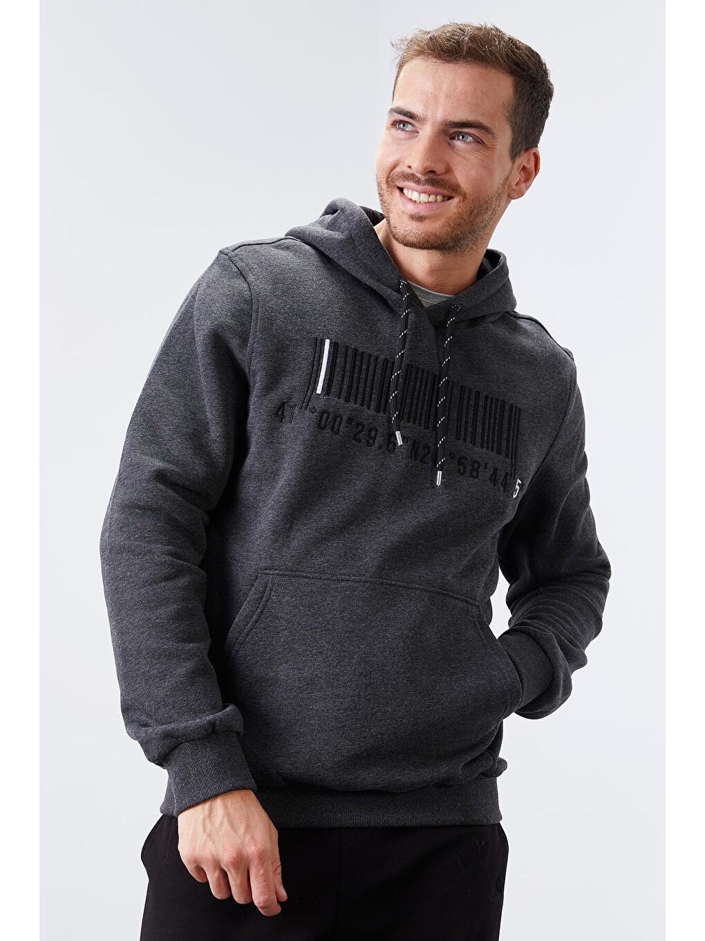 Antrasit Melanj Nakışlı Kanguru Cep Standart Kalıp Kapüşonlu Erkek Hoodie - 87839-4