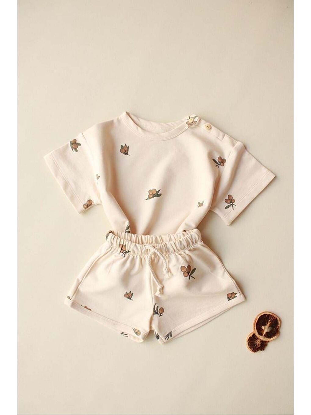 Bej Zeytin Baskılı Şortlu Takım-3