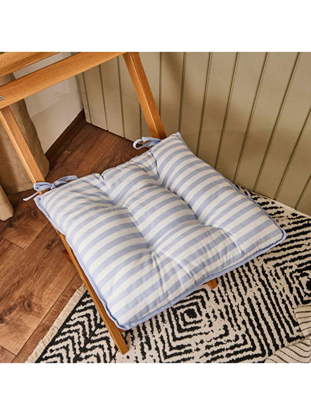 Soft Nautical Fun Sandalye Minderi - Ekru / Mavi - 43x43 cm