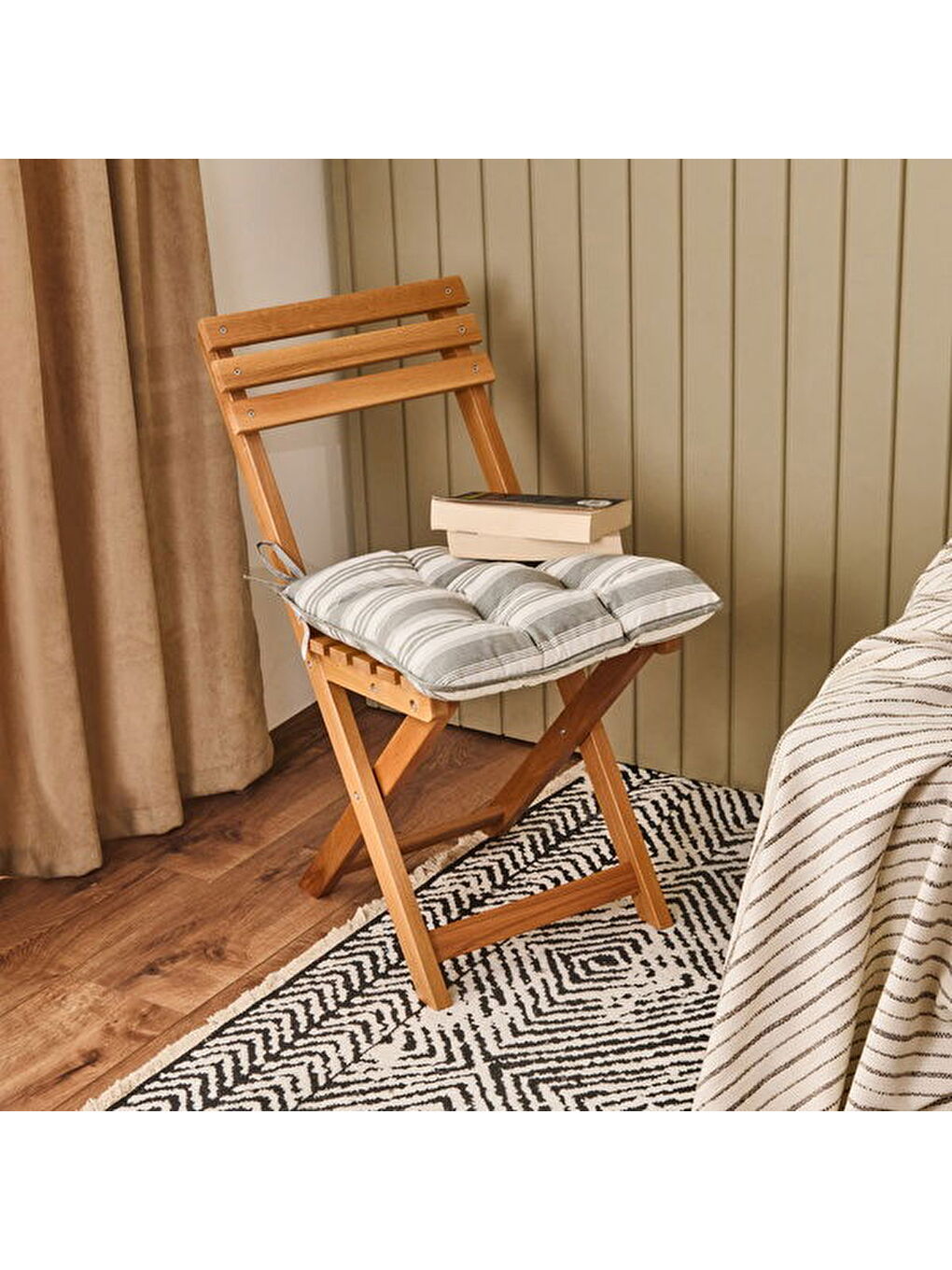 Lila Soft Pute Sandalye Minderi - Ekru / Yeşil - 43x43 cm-6