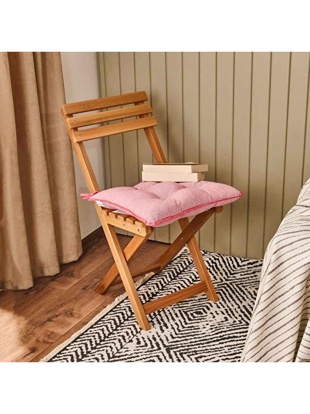 Lila Soft Earthy Hues İnce Çizgili Sandalye Minderi - Ekru / Kırmızı - 43x43 cm-7