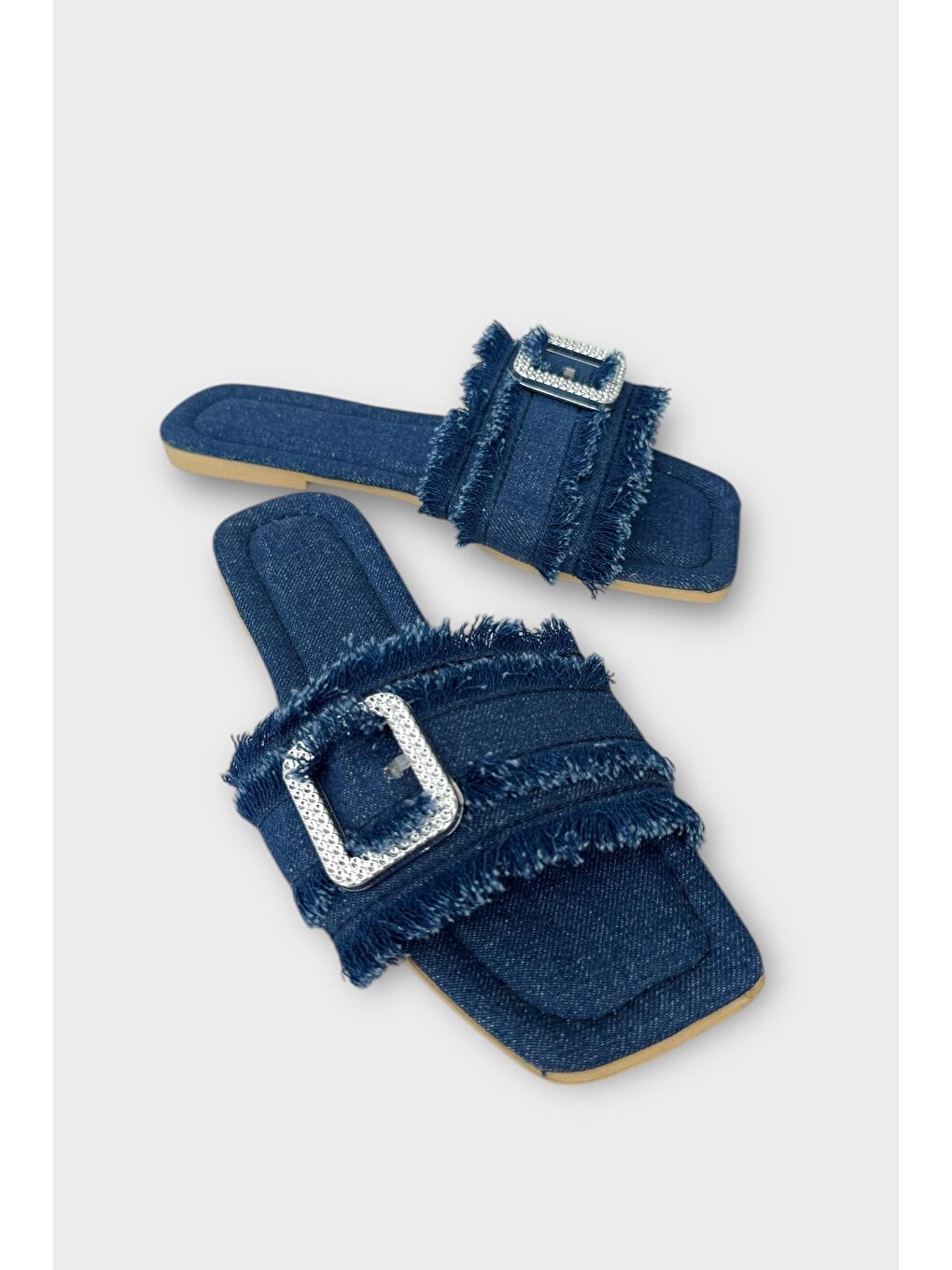 Kadın Püskül Detay Tokalı Denim Terlik Lacivert-1