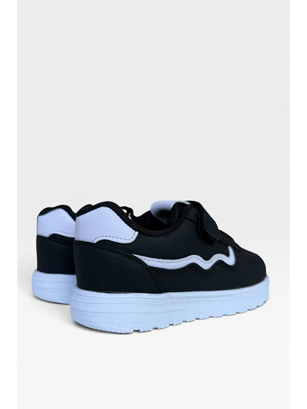 Anatomik Taban Cırtlı Rahat Hafif Sneaker Çocuk Spor Ayakkabı Siyah - Beyaz-7