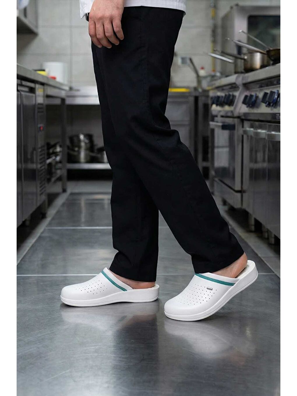 Beyaz Yazlık Sabo Erkek Terlik-1