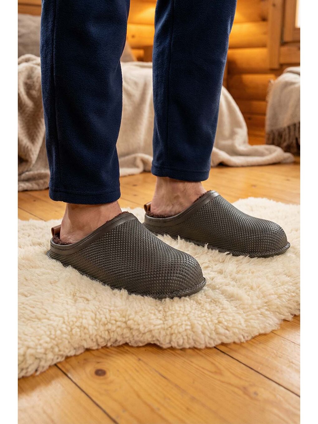 Kahverengi Kışlık Islak Zemin Erkek Terlik