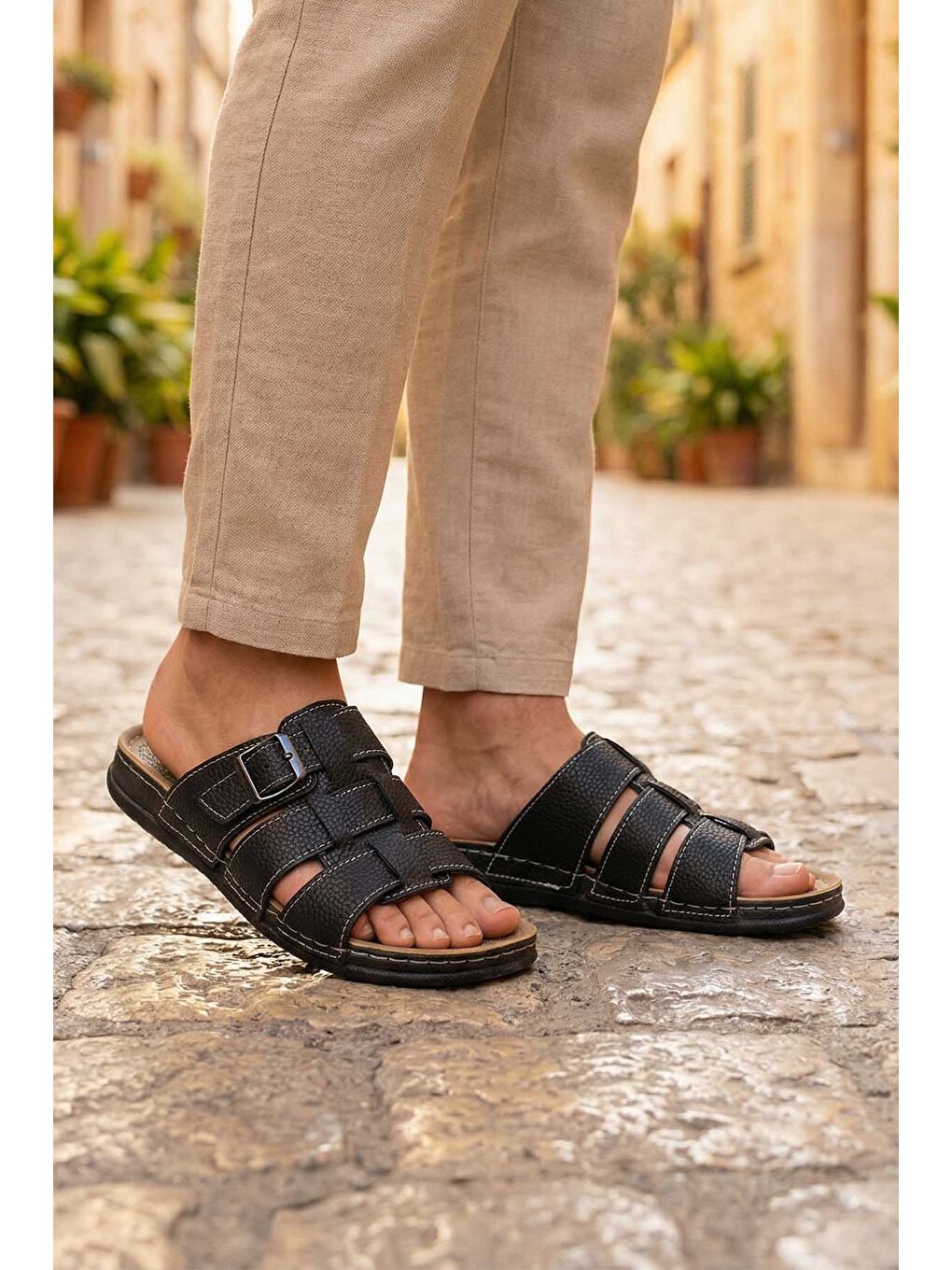 Siyah Erkek Yazlık Tek Toka Suni Deri Ayarlanabilir Günlük Terlik