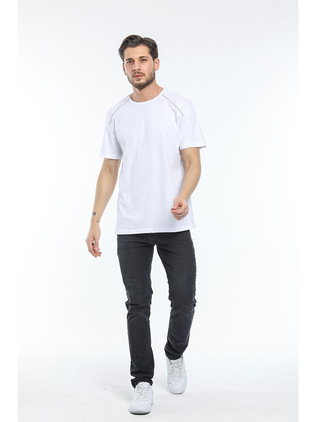 Beyaz Erkek Bisiklet Yaka Slim Fit Garnili Tişort SPR21Y02-1