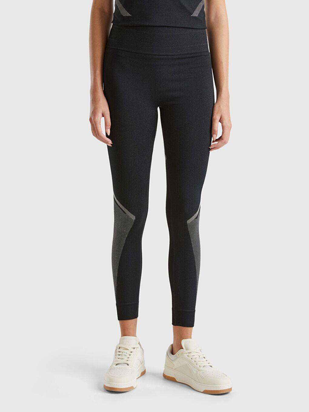 Kadın Siyah Kontrast Renk Detaylı Tayt