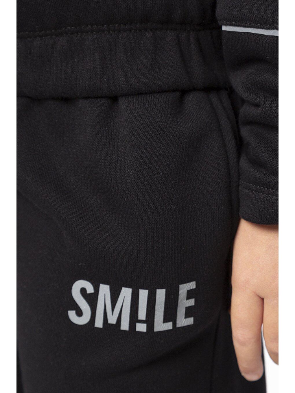 Siyah Nakış Detaylı Büzgü Kollu Kapüşonlu Kız Çocuk Eşofman Takımı-4