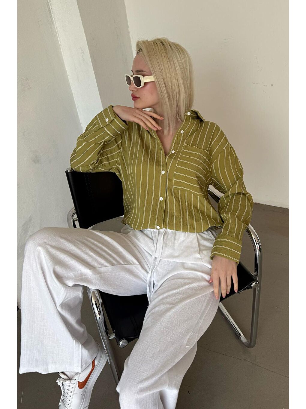 Haki Çizgili Cepli Kadın Gömlek Mg2345-2