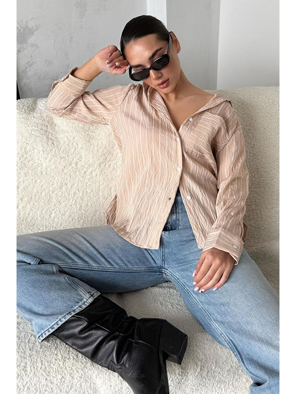 Bej Çizgili Cepli Kadın Gömlek Mg2345-1