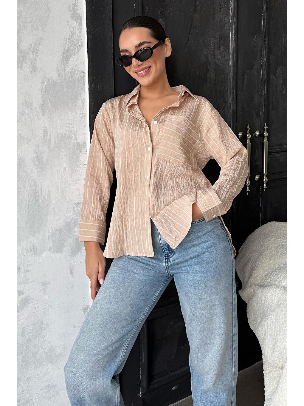 Bej Çizgili Cepli Kadın Gömlek Mg2345-3