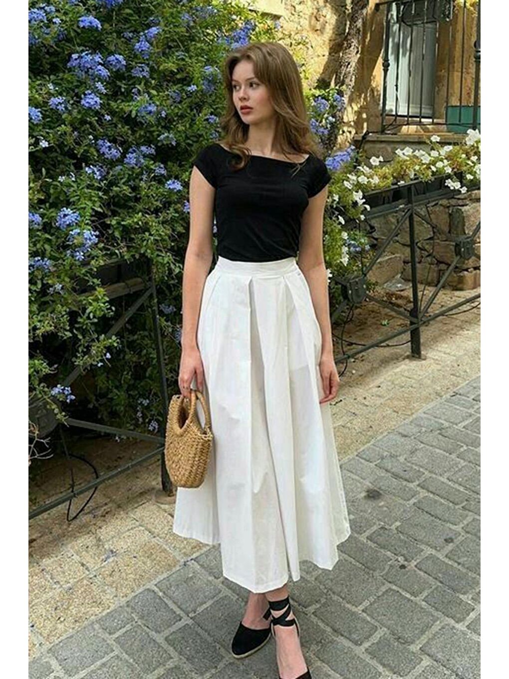 Beyaz Pileli Cepli Kadın Midi Boy Etek Mg2536-2