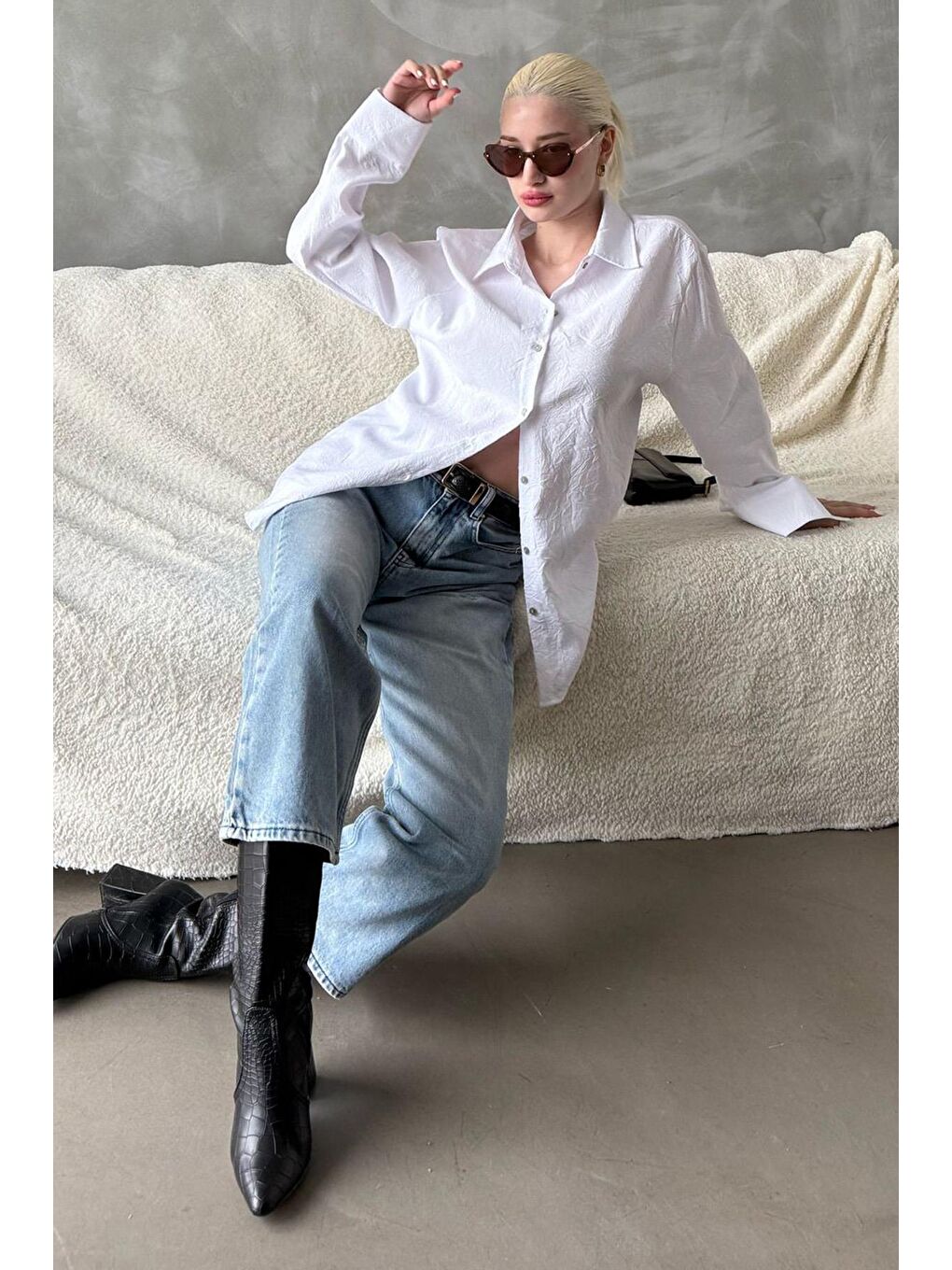 Beyaz Kırışık Desen Kadın Gömlek Mg2313