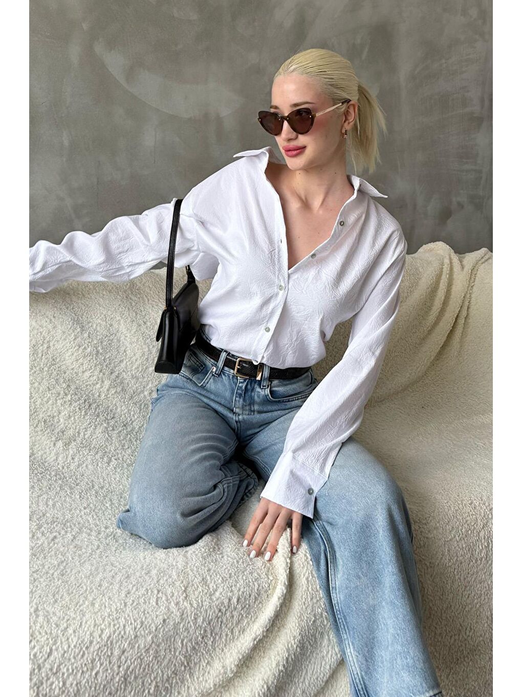 Beyaz Kırışık Desen Kadın Gömlek Mg2313-2