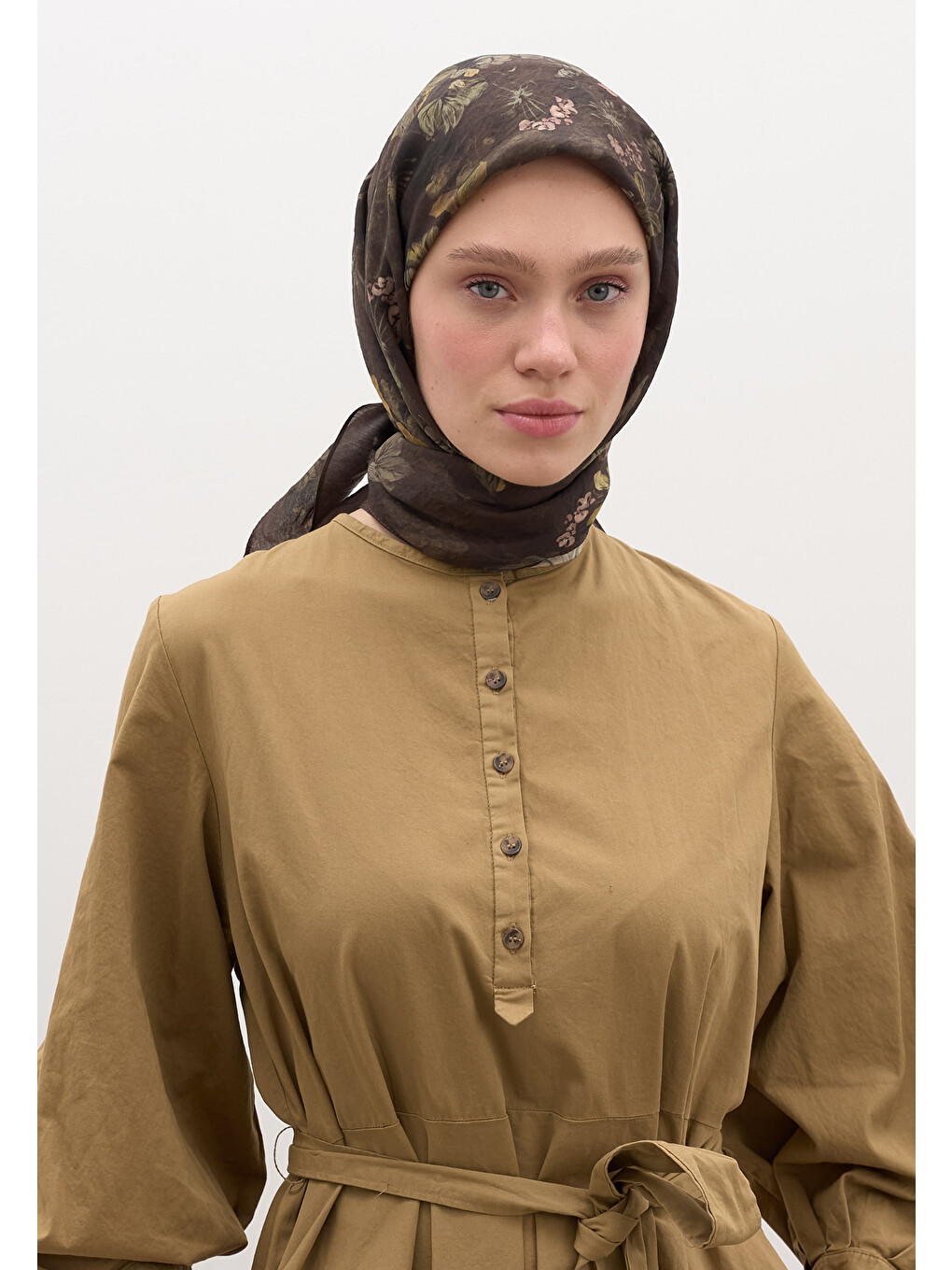 Kahverengi Fall Breeze Desen Pamuklu Viskon Eşarp Kahve-3