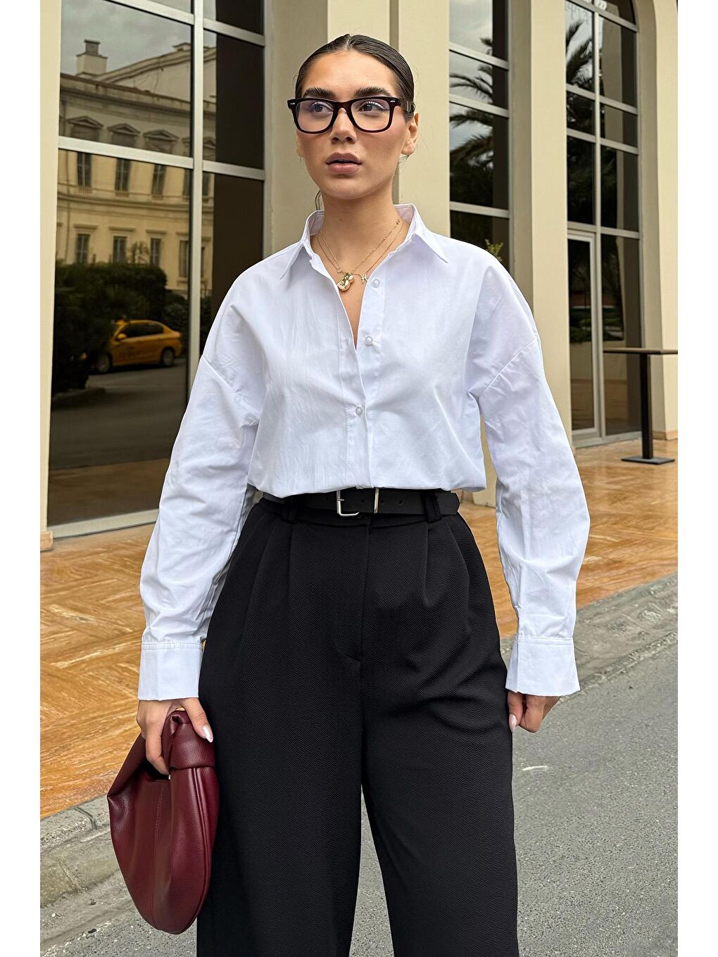 Beyaz Basic Kadın Gömlek Mg2355