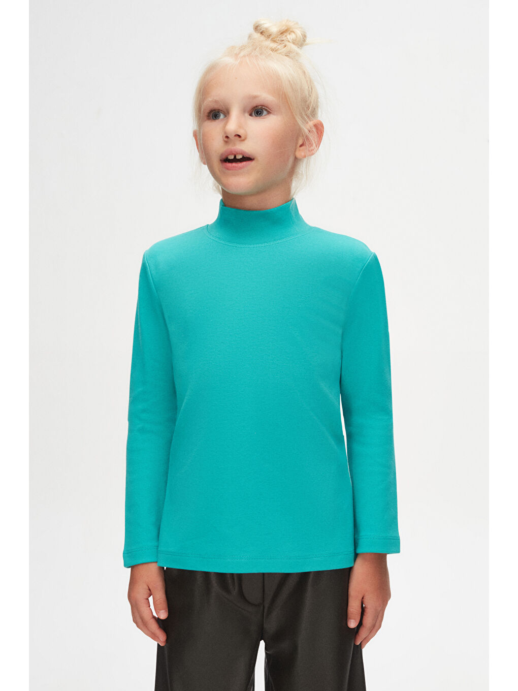 Açık Turkuaz Kız Çocuk Yarım Balıkçı Uzun Kol Tişört-1