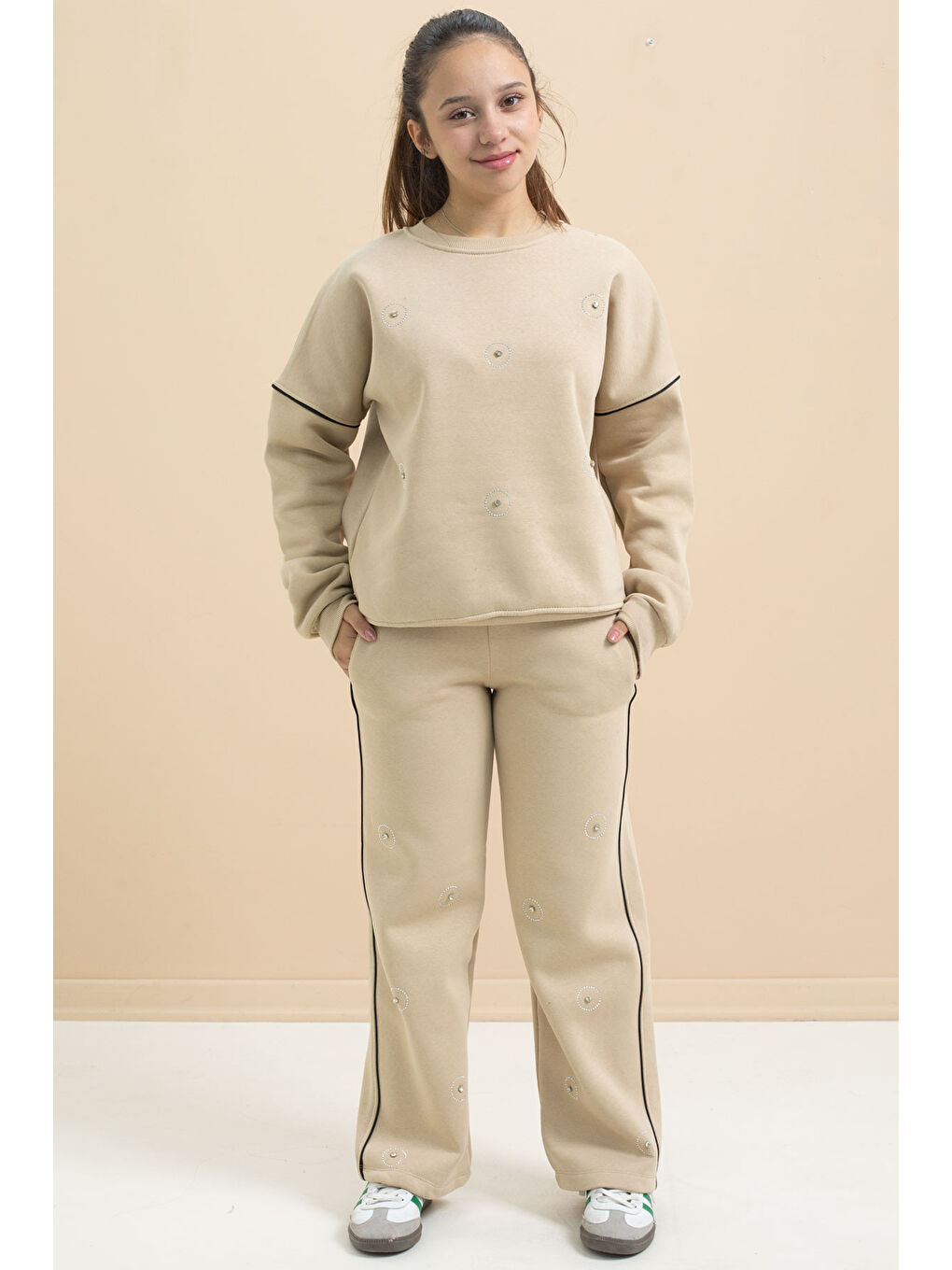 Bej Payet İşlemeli Şardonlu Kız Çocuk 2li Eşofman Takımı 21427