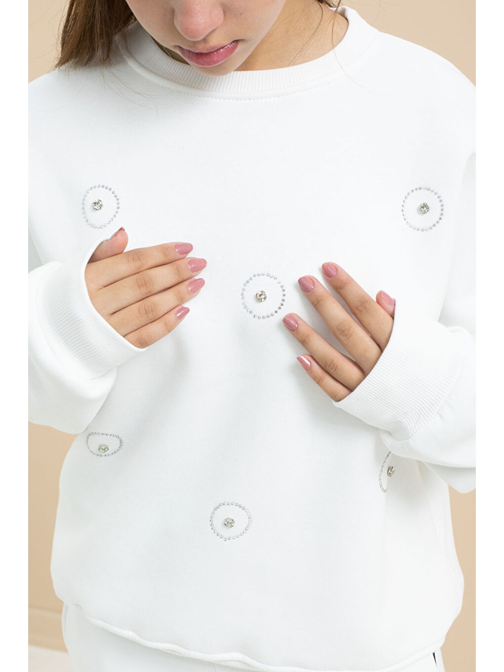 Beyaz Payet İşlemeli Şardonlu Kız Çocuk 2li Eşofman Takımı 21425-3